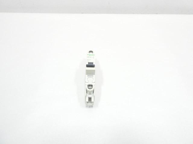 SCHNEIDER 60208F C60 7A MULTI 9 MINIATURE CIRCUIT BREAKER 1P 7A AMP 240V-AC