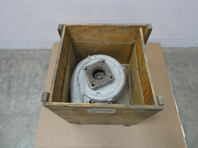 ELECTROMOTIVE 8058625 SW1001 IRON CENTRIFUGAL PUMP ASSEMBLY