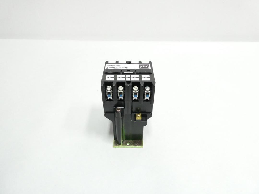 CUTLER HAMMER ARD440SR CONTROL RELAY 120V-DC