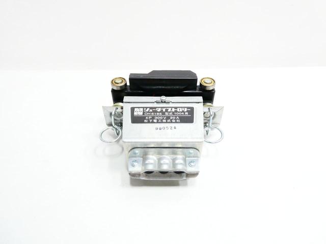 PANASONIC DH6185 TROLLEY DUCT 4P 300V 20A