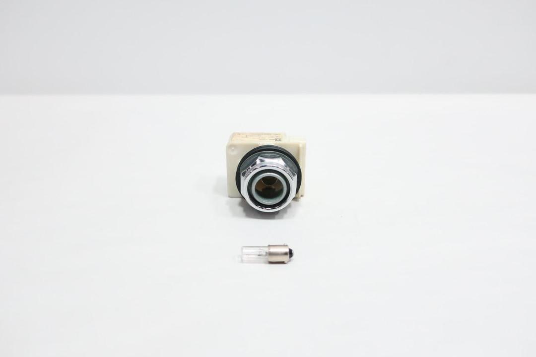 SQUARE D 9001 KM38 PILOT LIGHT 120V-AC/DC