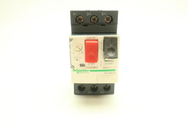 SCHNEIDER GV2ME05 MANUAL STARTER 0.63-1A AMP 1/2HP
