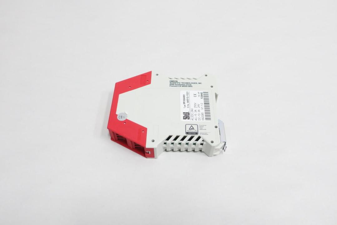 STI SR102AM01 SAFETY RELAY 250V-AC