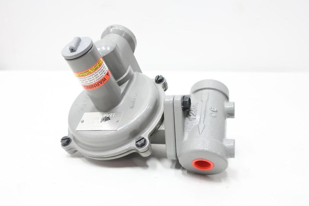 SENSUS 043-C PRESSURE REGULATOR VALVE 1/2IN NPT
