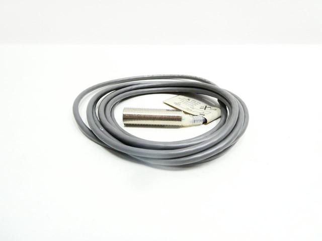 OMRON E2E-X2Y1-US PROXIMITY SWITCH 24-240V-AC