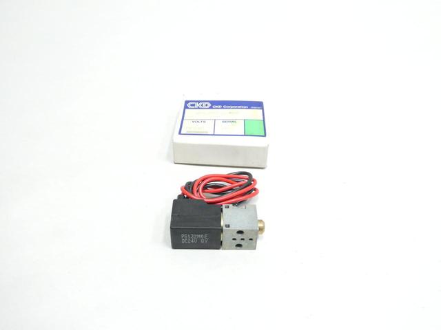 CKD 4F9-P5132-M0E SOLENOID VALVE 24V-DC