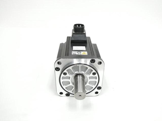 YASKAWA SGMSV-30A3A21 SERVO MOTOR 3KW 3000RPM 9.8NM 200V-AC