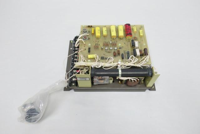 BASLER ELECTRIC SR8A2B01A3E STATIC VOLTACE REGULATOR