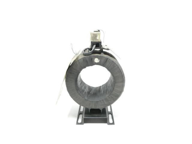 GENERAL ELECTRIC GE CTP-0 40632XX7 CURRENT TRANSFORMER 1200:5A 600V-AC