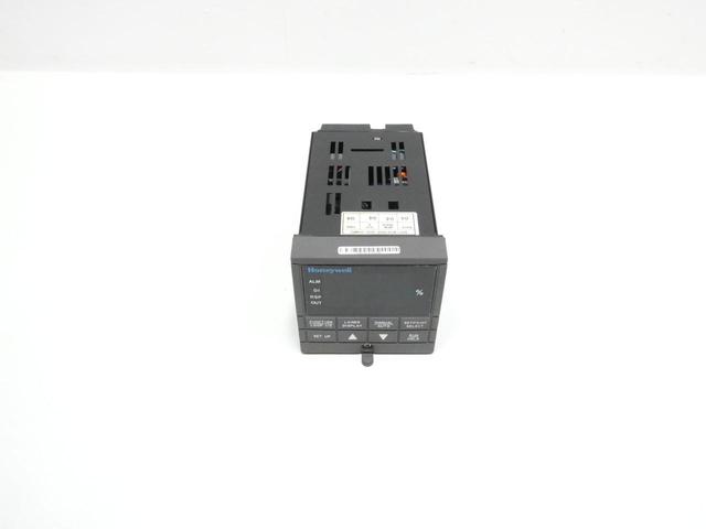 HONEYWELL DC330B-KE-1B0-22-0A0000-E0-0 TEMPERATURE CONTROLLER 0-55C 90-250V-AC
