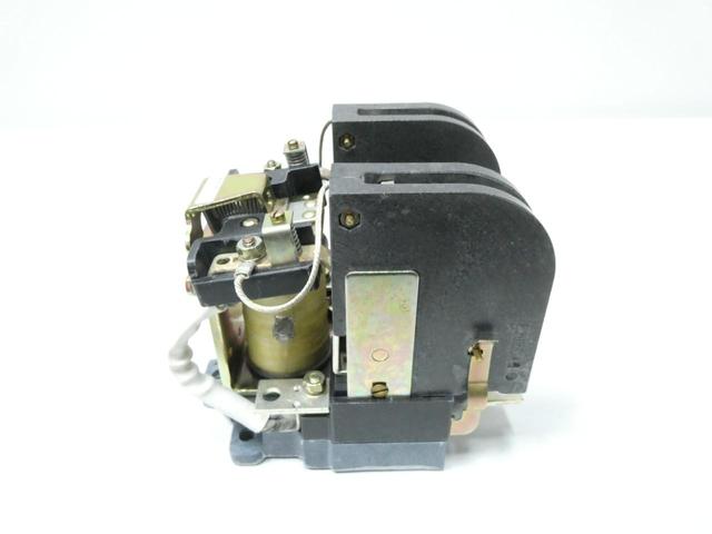 CUTLER HAMMER ME420C SIZE 4 DEFINITE PURPOSE DC CONTACTOR 125V-DC 600V-DC 150A