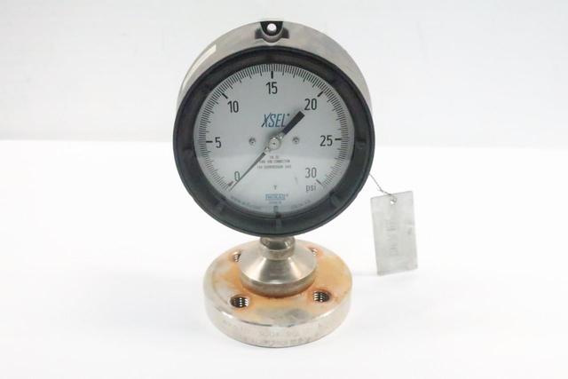 WIKA 8100BKYN XSEL PRESSURE GAUGE 4-1/2IN 0-30PSI