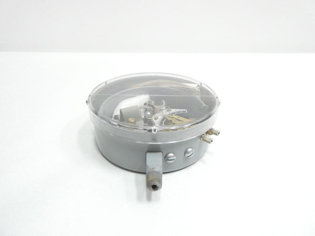 MERCOID DA 31-2-4 PRESSURE SWITCH 1/4IN NPT 0-35PSI 120/240V-AC/DC