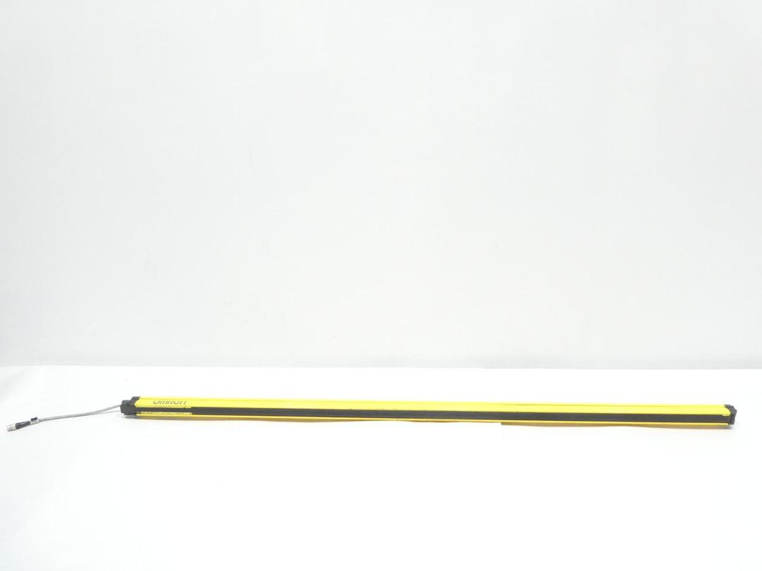 OMRON F3SG-4RA1390-30-L LIGHT CURTAIN EMITTER 24V-DC