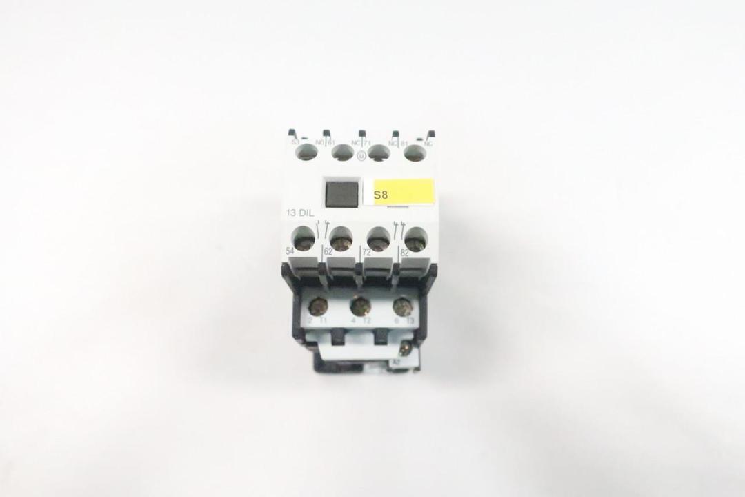MOELLER DIL0M AC CONTACTOR 120V-AC 35A AMP 10HP