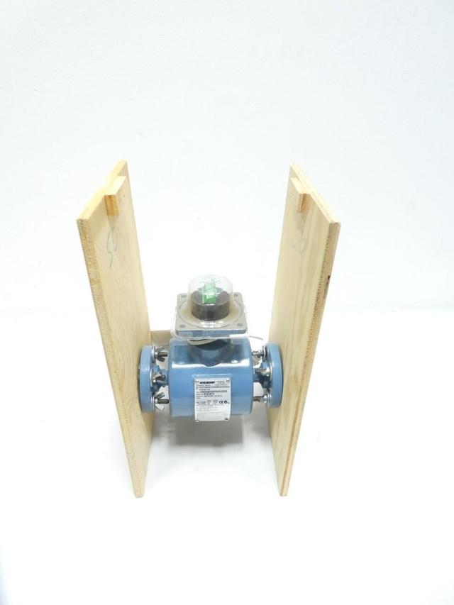 ROSEMOUNT 8705TSE005C3W0N0B3Q4Q8Q66Q67Q70DTCR MAGNETIC FLOWTUBE 1/2IN 40V-DC