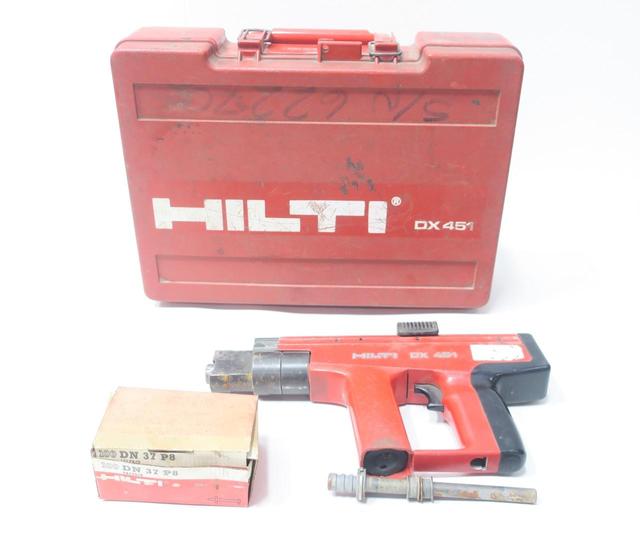 HILTI DX451 POWDER ACTUATED FASTENER NAIL/BOLT GUN WITH CASE