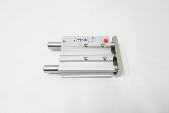SMC MGPM32-100-M9BWVL GUIDED SLIDE CYLINDER 32MM 100MM 145PSI