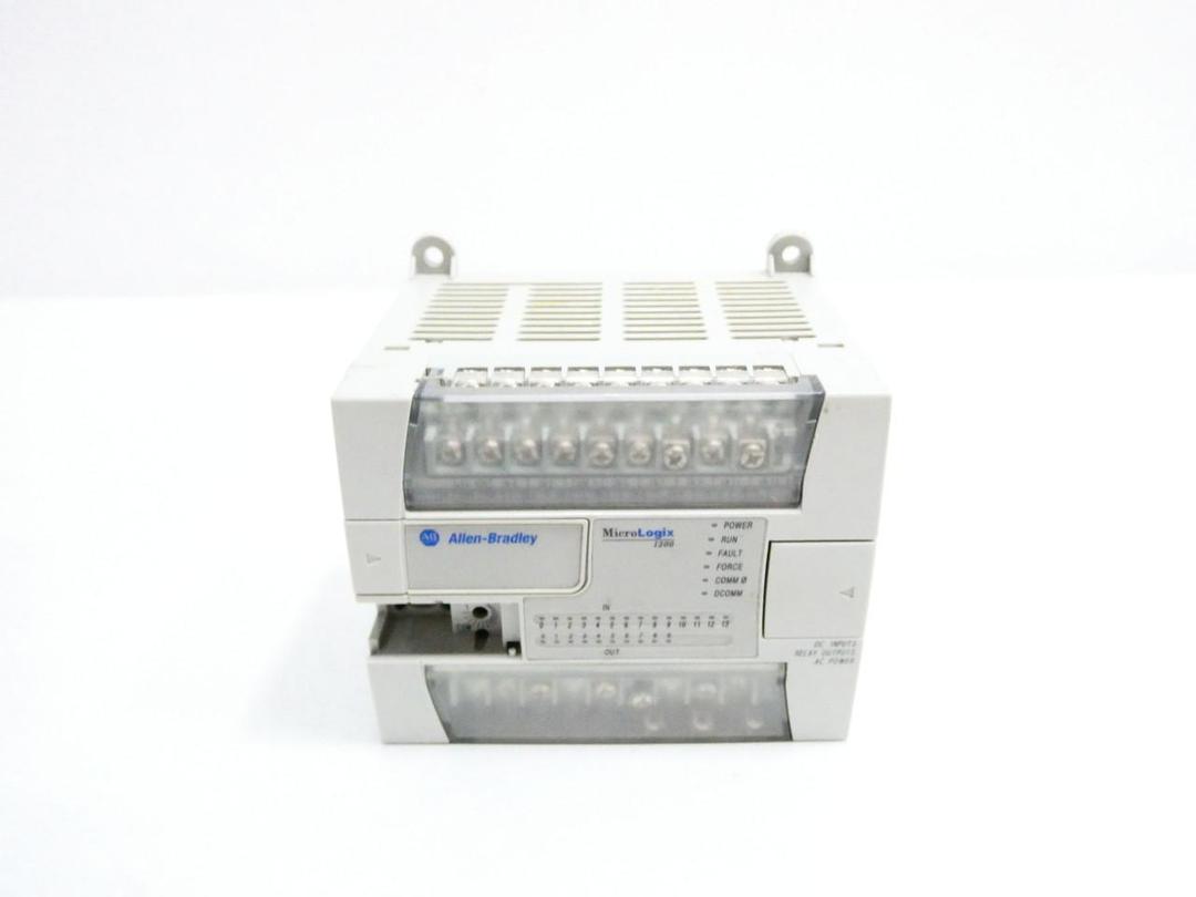 ALLEN BRADLEY 1762-L24BWA MICROLOGIX 1200 CONTROLLER MODULE SER C