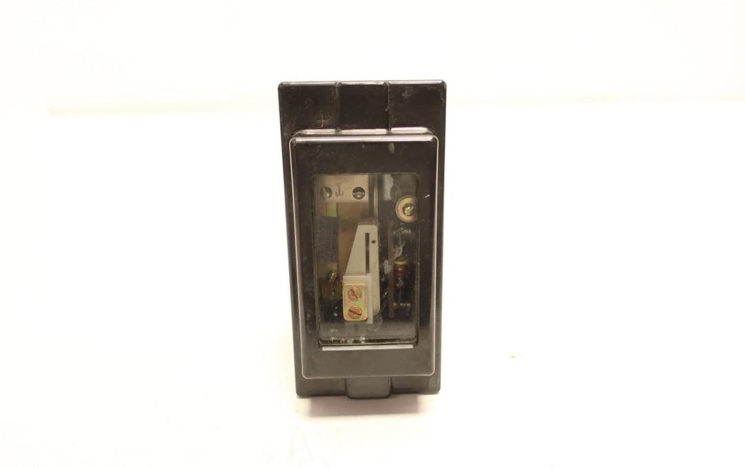 GENERAL ELECTRIC GE 12NGA15Q5F AUXILIARY RELAY 125V-DC