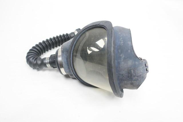 MSA BM-13D-17 INDUSTRIAL GAS MASK