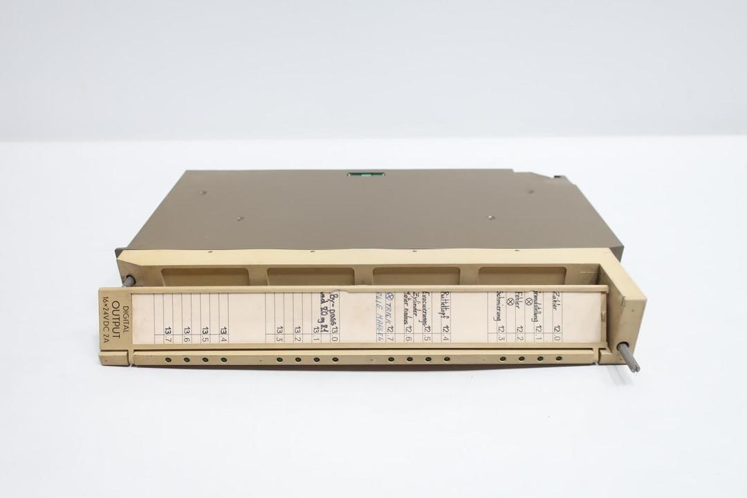 SIEMENS 6ES5 454-7LA11 SIMATIC S5 DIGITAL OUTPUT MODULE