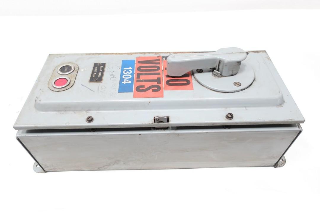 CUTLER HAMMER 9589H4484G SIZE 0 COMBINATION STARTER 480V-AC 5HP