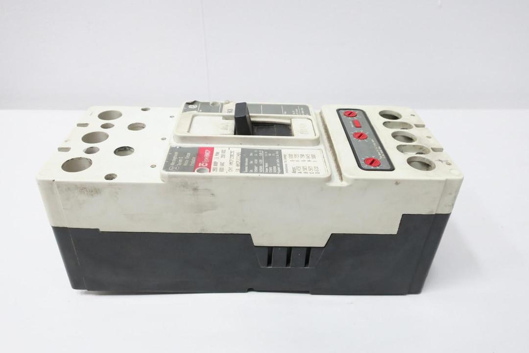 WESTINGHOUSE HMCP250C5C MOLDED CASE CIRCUIT BREAKER 3P 250A AMP 600V-AC