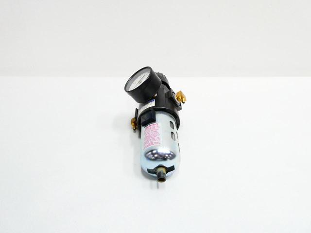 WILKERSON PC6-02-000 PNEUMATIC FILTER-REGULATOR 150PSI 0-50PSI 1/4IN NPT
