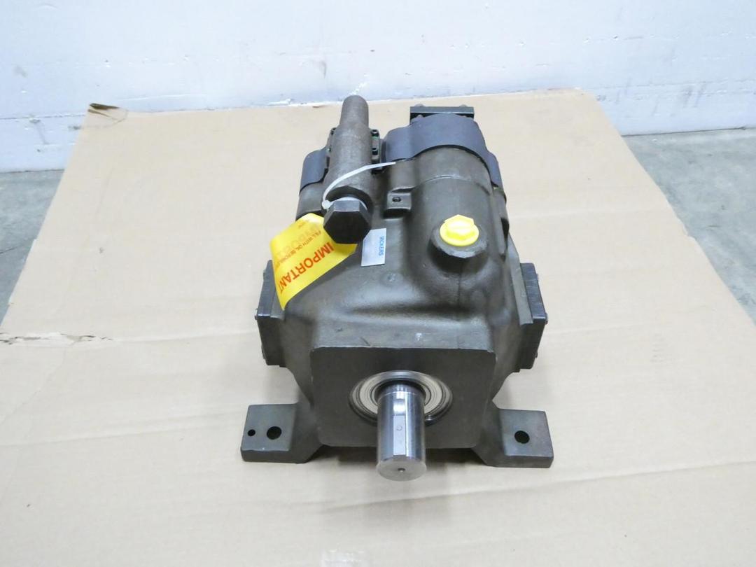 VICKERS 374202 PVB45FRSF20CM11 HYDRAULIC PISTON PUMP OEM