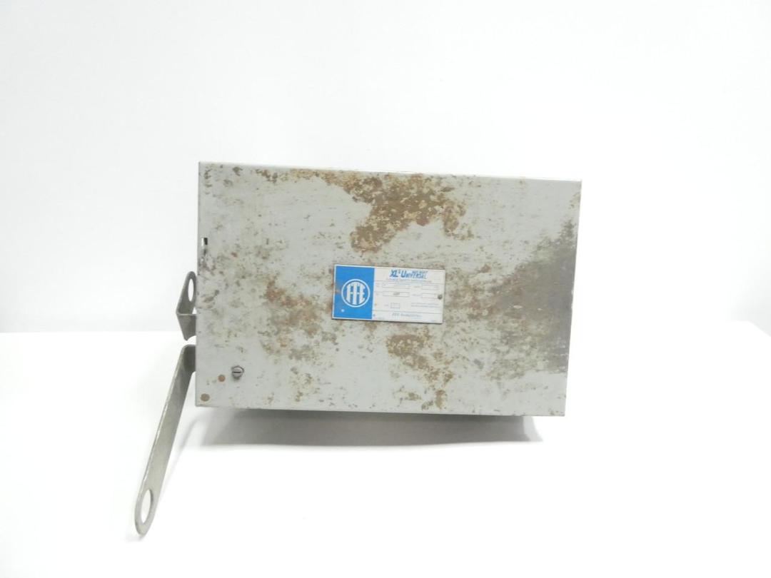 ITE UV361J FUSIBLE DISCONNECT SWITCH 3P 30A AMP 600V-AC