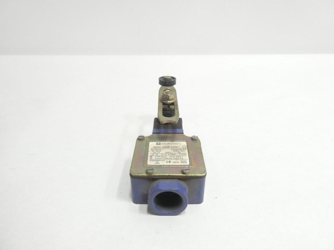 TELEMECANIQUE XCKL10041A0001 LIMIT SWITCH 240V-AC