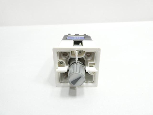 SENASYS 910AEC011 SPRING RETURN SELECTOR SWITCH 120V-AC
