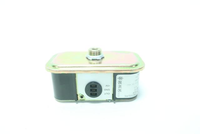 JOHNSON CONTROLS P560BAE-1C 0-1.30IN-H2O 5V-DC DIFFERENTIAL PRESSURE TRANSMITTER