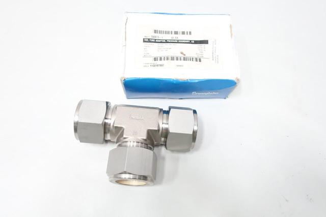 SWAGELOK SS-2400-3FP STAINLESS TUBE TEE FITTING 1-1/2IN