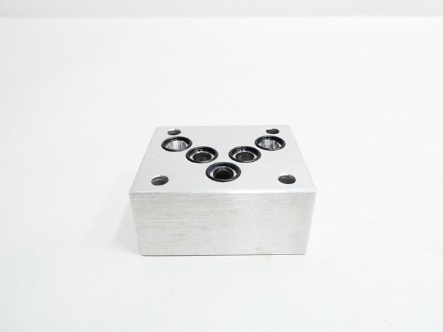 SUN HYDRAULICS IEL5-A2 HYDRAULIC VALVE MANIFOLD