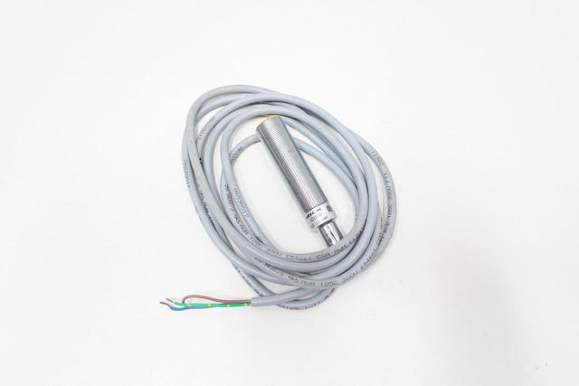 TURCK BI5-M18T-AZ3X 60MM PROXIMITY SWITCH 20-250V-AC