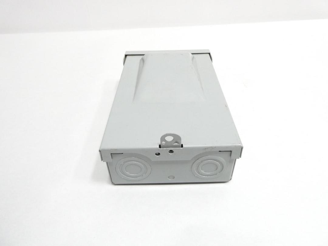 EATON DPU222R NON-FUSIBLE PULLOUT SWITCH 240V-AC