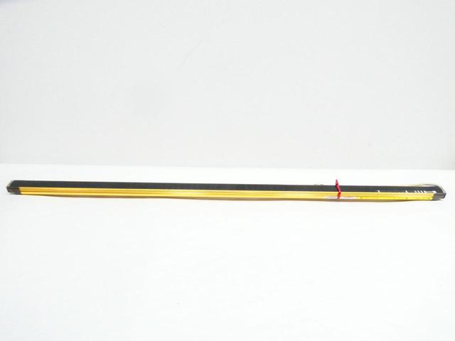 OMRON F3SJ-A1055P20-L LIGHT CURTAIN EMITTER 24V-DC 1055MM