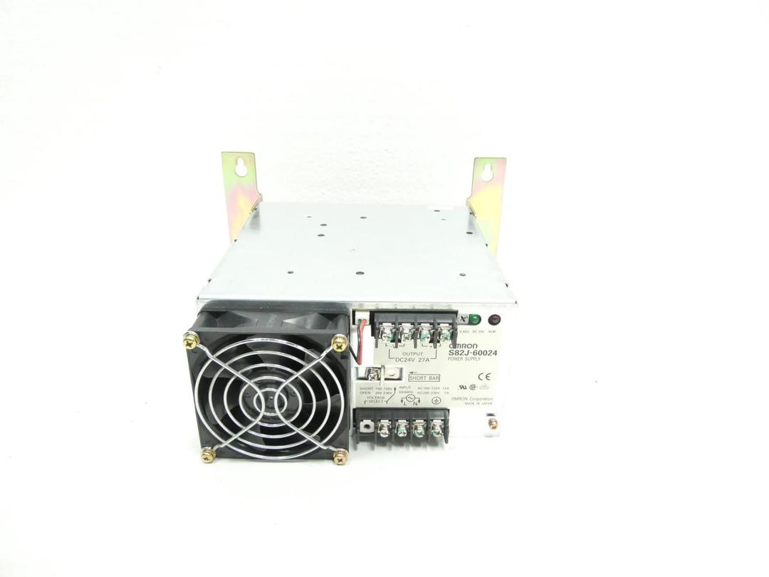 OMRON S82J-60024 POWER SUPPLY 100-120/200-230V-AC 27A AMP 24V-DC