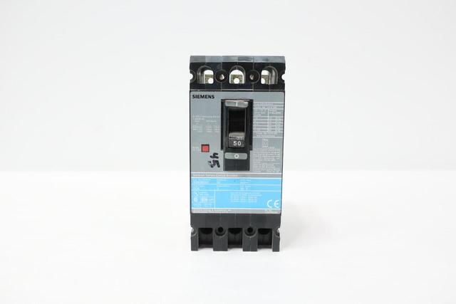 SIEMENS ED63B050 MOLDED CASE CIRCUIT BREAKER 3P 50A 600V-AC