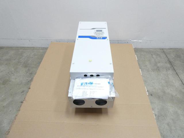 EATON DG1-34105FN-C21C POWER XL AC VFD DRIVE 440-500V-AC 0-400HZ 0-500V-AC 100HP