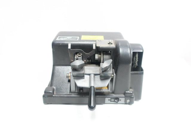 CURTIS 1100/025 KEY CUTTER CUTTING MACHINE 110V-AC