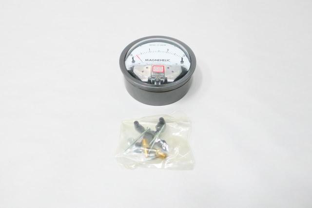 DWYER 2003 MAGNEHELIC PRESSURE GAUGE 0-3IN-H2O