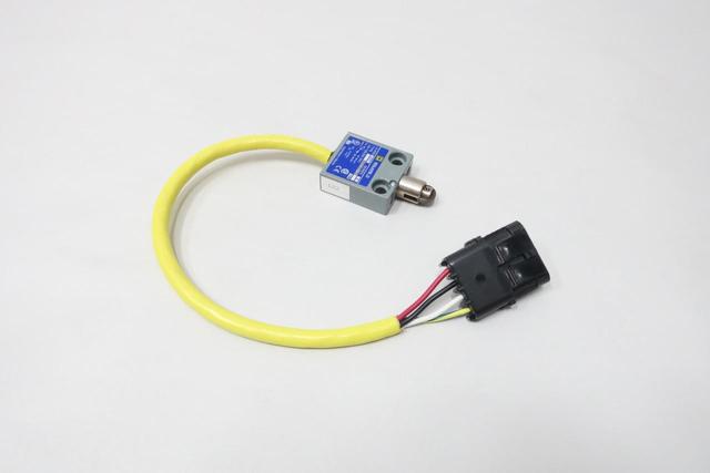 SQUARE D 9007 MS02S0100 LIMIT SWITCH 125/250V-AC