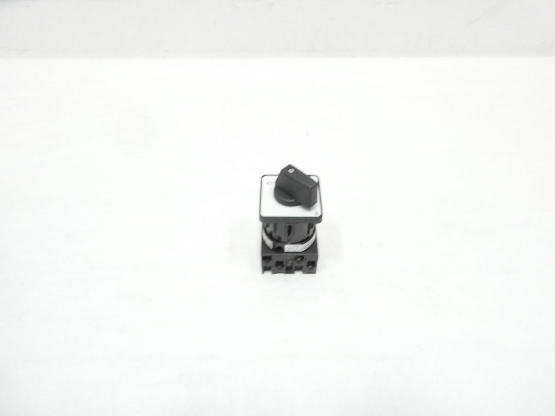 MOELLER TO-2-8442-65/EZ TO STEP SWITCH 2 POS