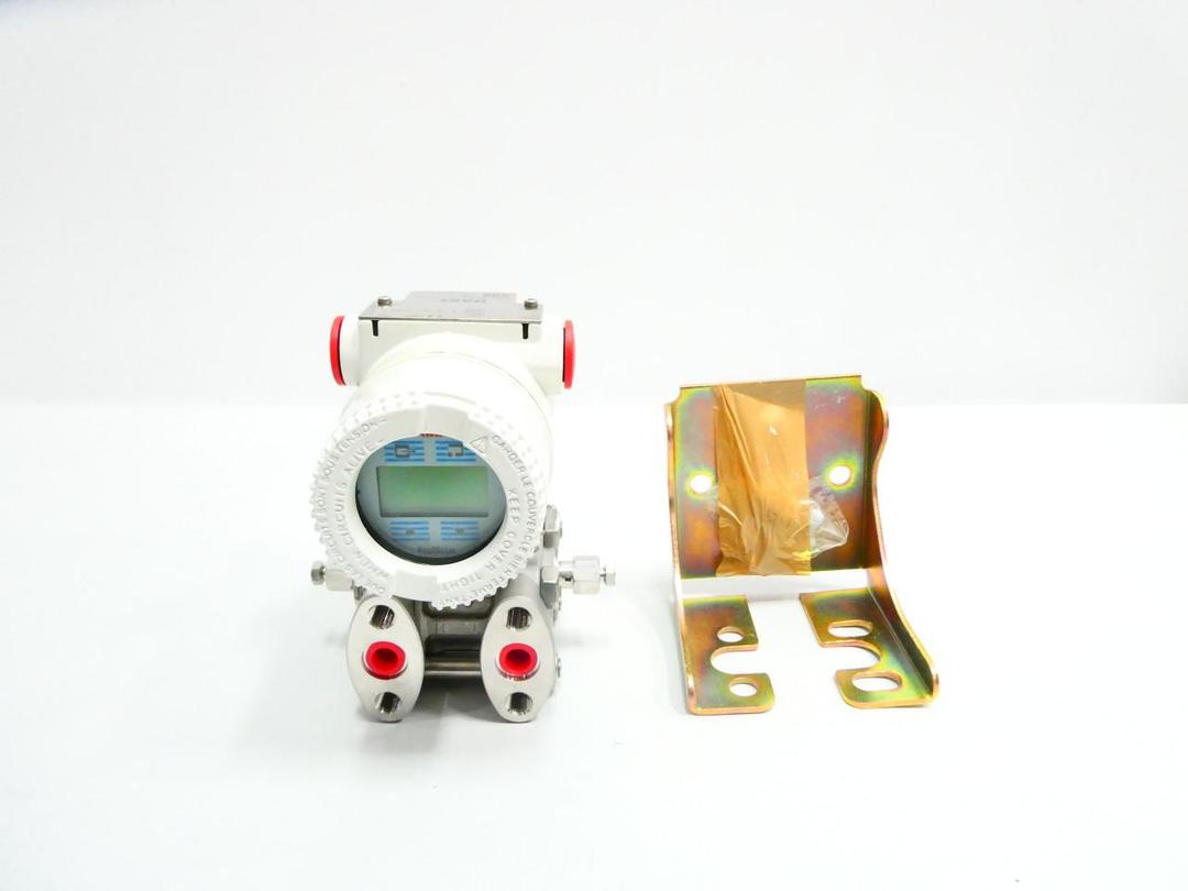 ABB 264DSBSHA2AV2E4D2B3I2C1 PRESSURE TRANSMITTER 0.134-4KPA 10.5-42V-DC