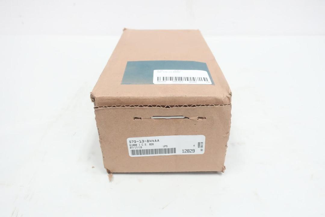 MAC 57D-13-844AA PNEUMATIC SOLENOID VALVE