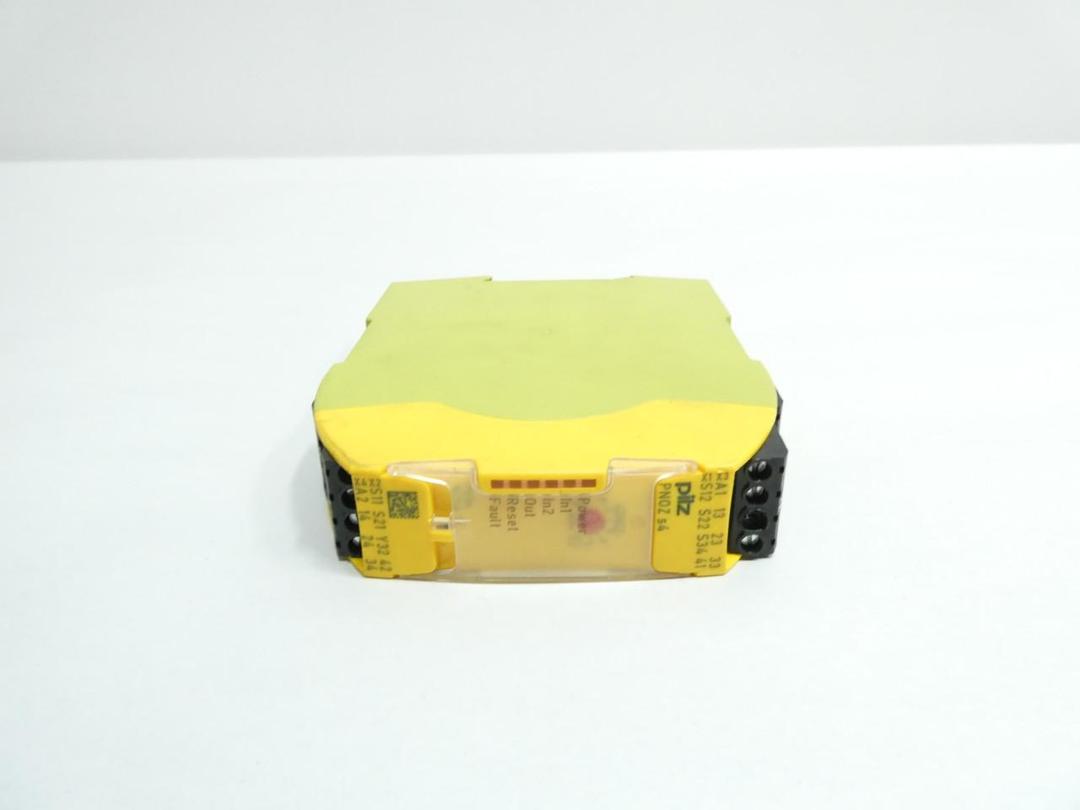 PILZ PNOZ S4 24VDC 3N/O 1N/C SAFETY RELAY 24V-DC