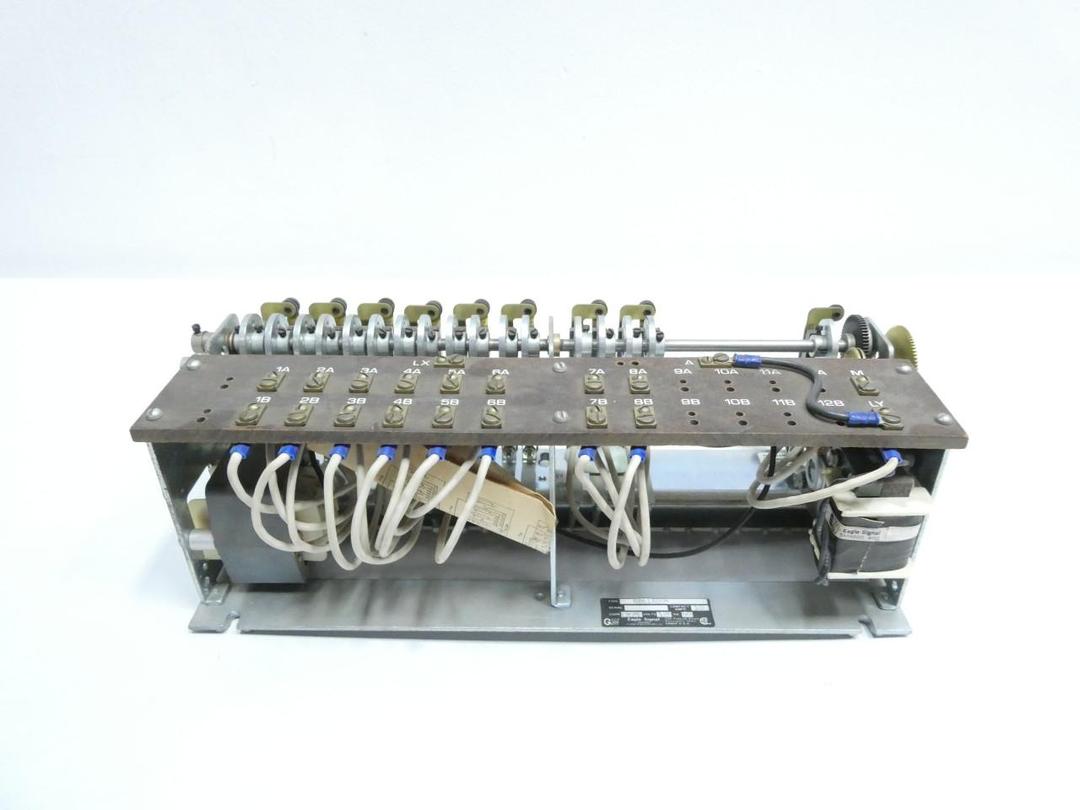 EAGLE SIGNAL H061A604 TIMER 120V-AC